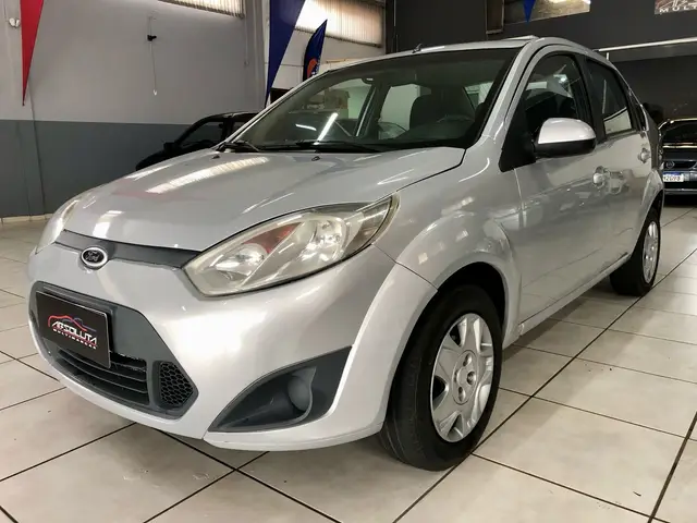 Carro Ford Fiesta Sedan 2014 SE 1.6 Rocam (Flex)