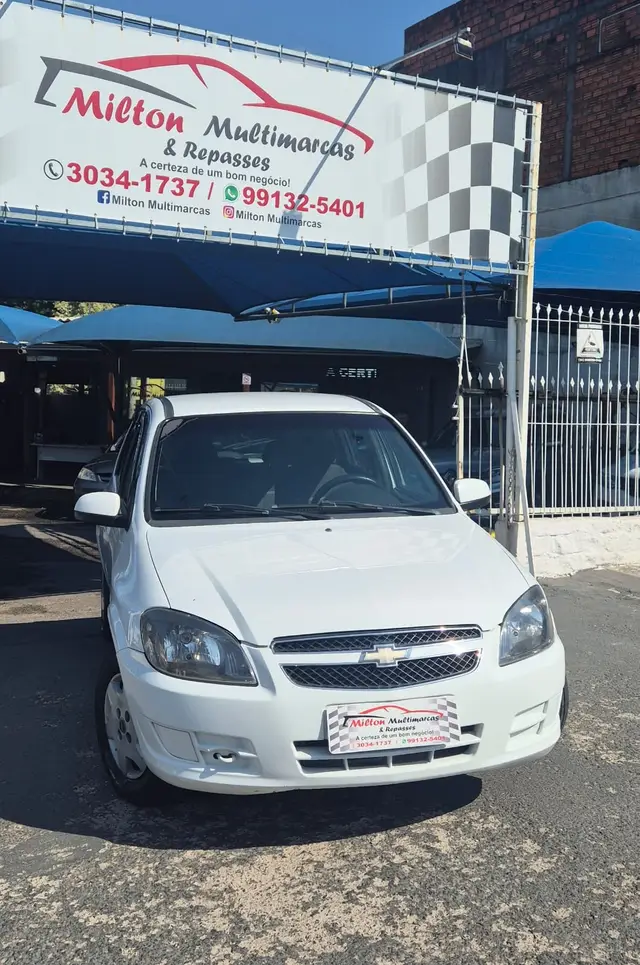 Carro Chevrolet Celta 2015 LT 1.0 (Flex)