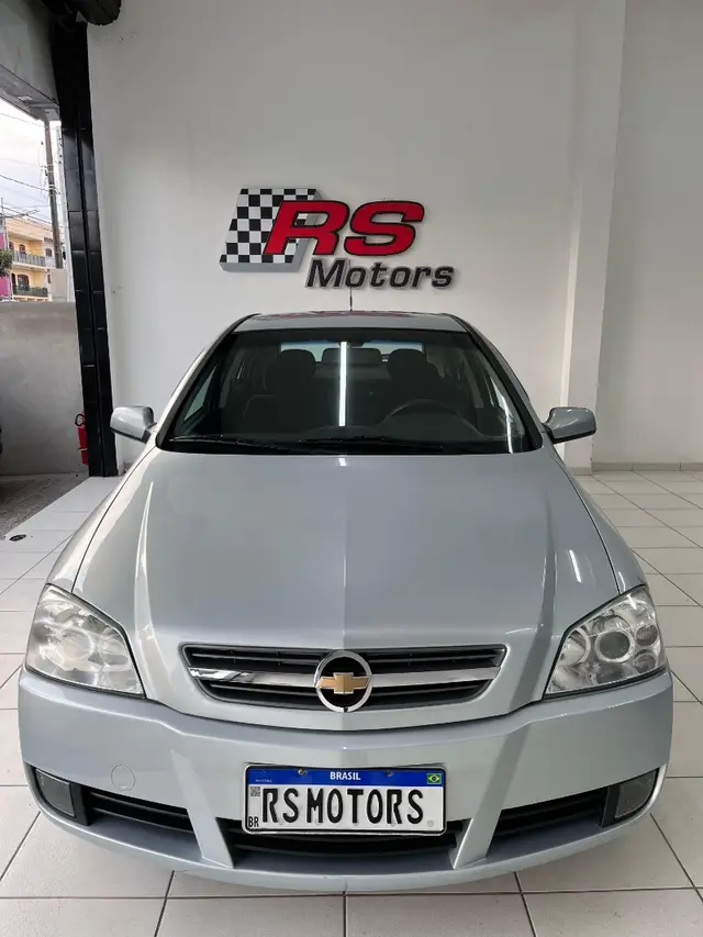Carro Chevrolet Astra Hatch 2010 Advantage 2.0 (Flex)