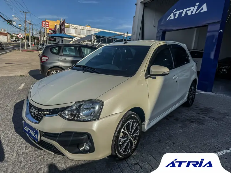 Toyota Etios Platinum 1.5 (Aut) (Flex)