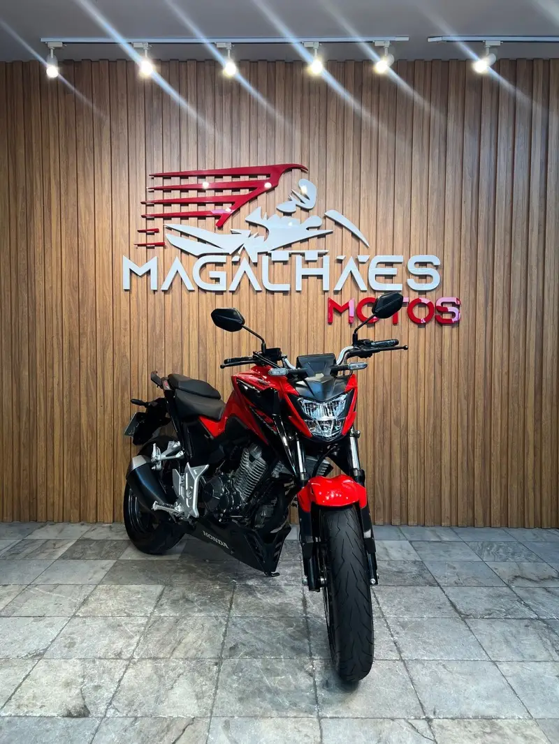 Honda CB 300F Twister (ABS)