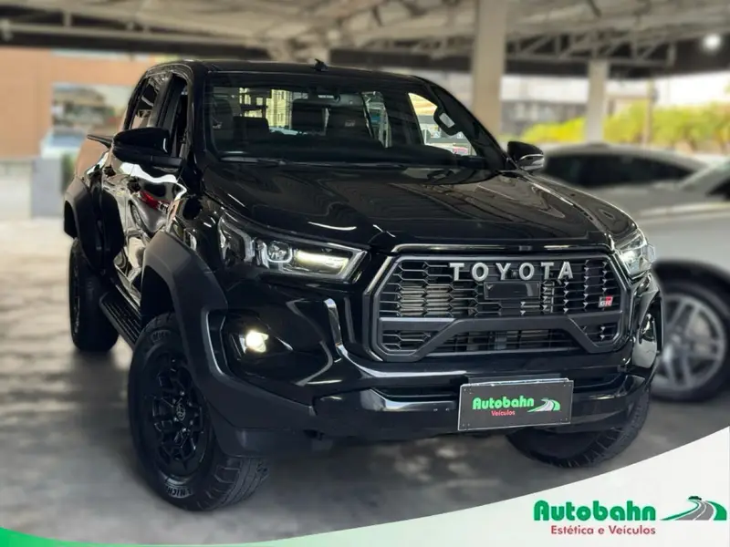 Toyota Hilux Cabine Dupla GR-S 4x4 2.8 Diesel