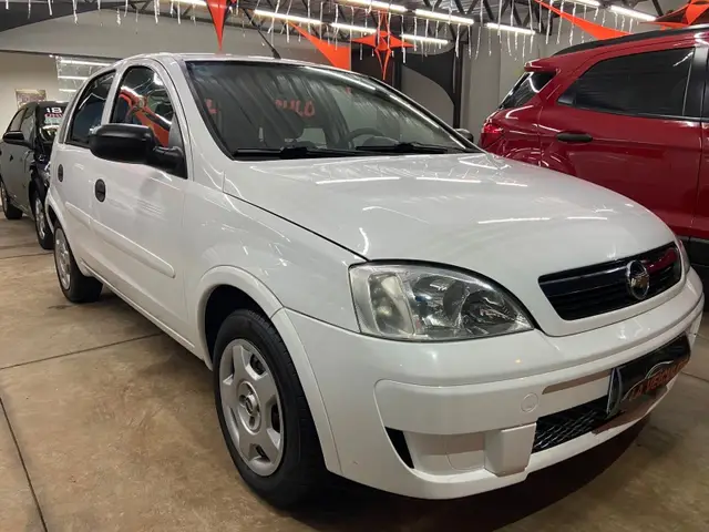 Carro Chevrolet Corsa Hatch 2012 Maxx 1.4 (Flex)