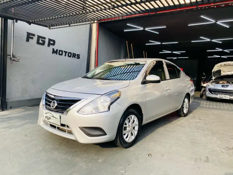Nissan Versa 1.0 12V S (Flex)