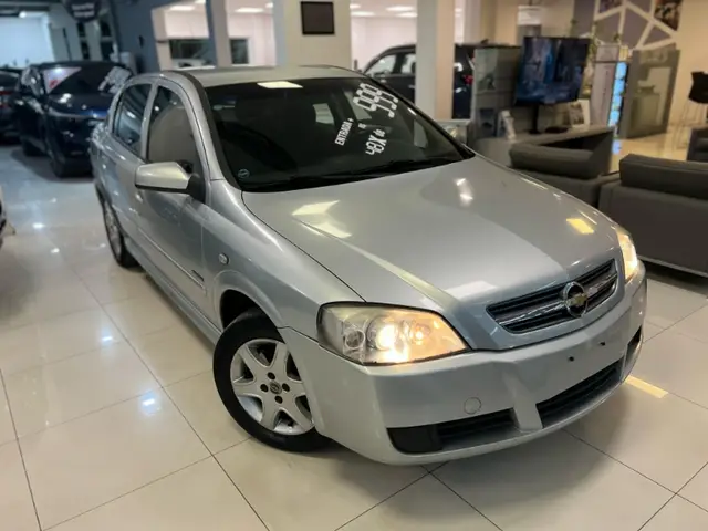 Carro Chevrolet Astra Hatch 2008 Advantage 2.0 (Flex)