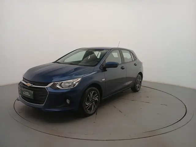 Carro Chevrolet Onix Plus 2024 LT 1.0