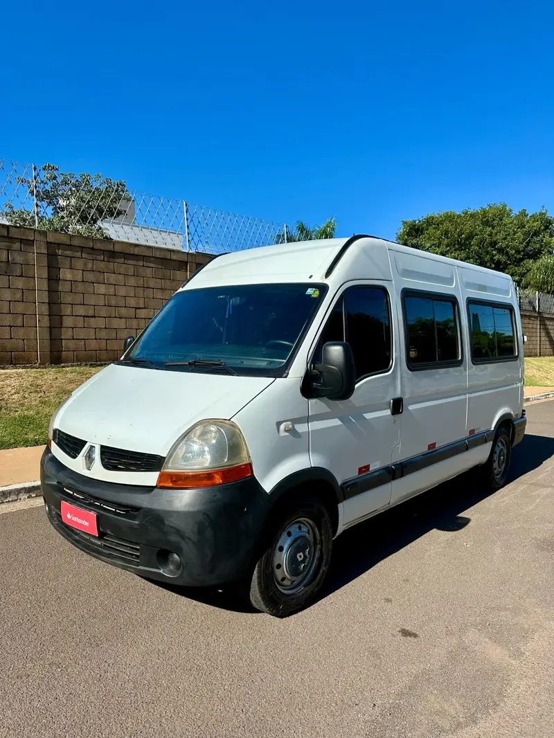 Renault Master Minibus 16 lugares