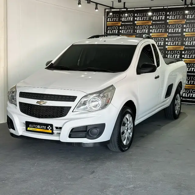 Carro Chevrolet Montana 2017 LS 1.4 (Flex)