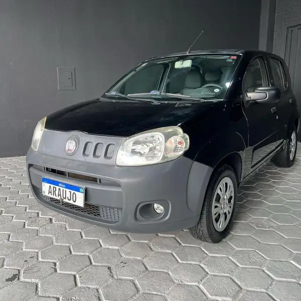 Carro Fiat Uno 2012 Vivace 1.0 8V (Flex) 4p