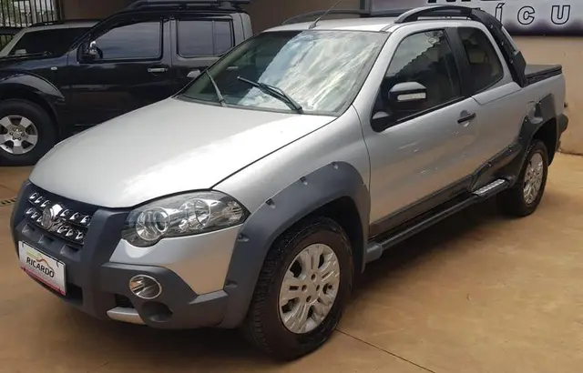 Carro Fiat Strada 2012 Adventure 1.8 16V (Flex) (Cabine Dupla)