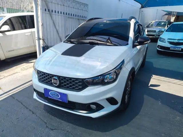 Carro Fiat Argo 2020 1.3 Trekking (Flex)