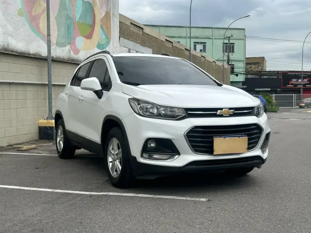 Carro Chevrolet Tracker 2017 LT 1.4 Turbo 4x2 (Aut) (Flex)