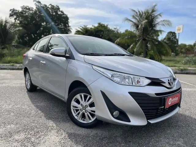 Carro Toyota Yaris Sedan 2019 1.5 XL Plus Tech CVT (Flex)