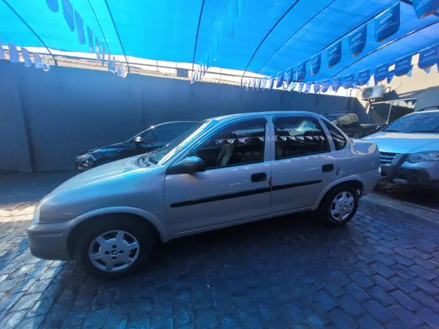 Carro Chevrolet Corsa Sedan 2004 1.0 8V