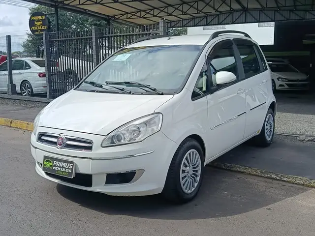 Carro Fiat Idea 2014 Essence 1.6 16V E.TorQ (Flex)