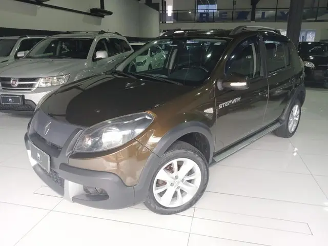 Carro Renault Sandero Stepway 2014 1.6 16V Hi-Flex (aut)