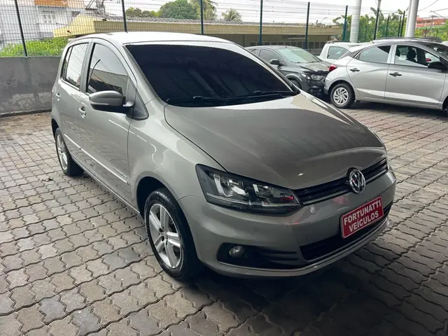 Carro Volkswagen Fox 2016 1.0 MPI Comfortline (Flex)