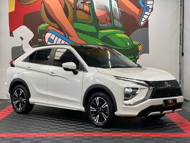 Carro Mitsubishi Eclipse Cross 2023 HPE-S 1.5 (Aut.)