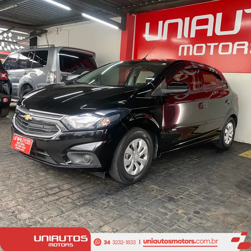Chevrolet Onix 1.0 LT SPE/4
