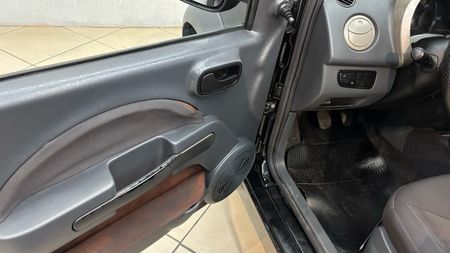 Uno Way 1.0 8V (Flex) 4p
