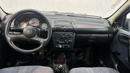 Corsa Hatch Wind 1.0 MPFi 4p