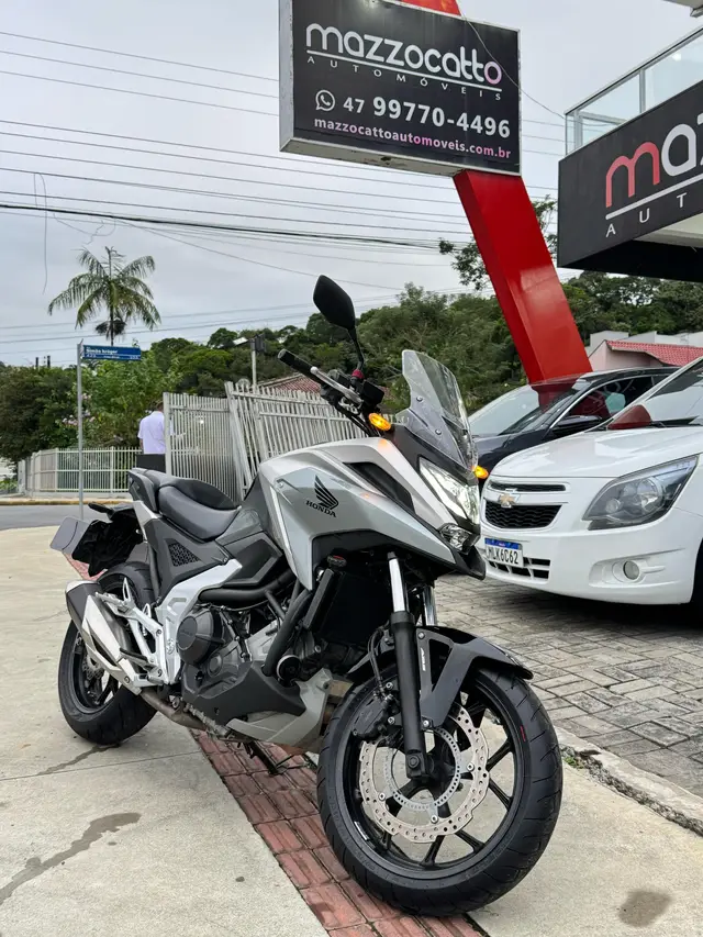 Carro Honda NC 750X 2024 ABS