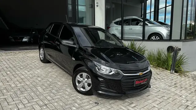 Carro Chevrolet Onix 2023 1.0