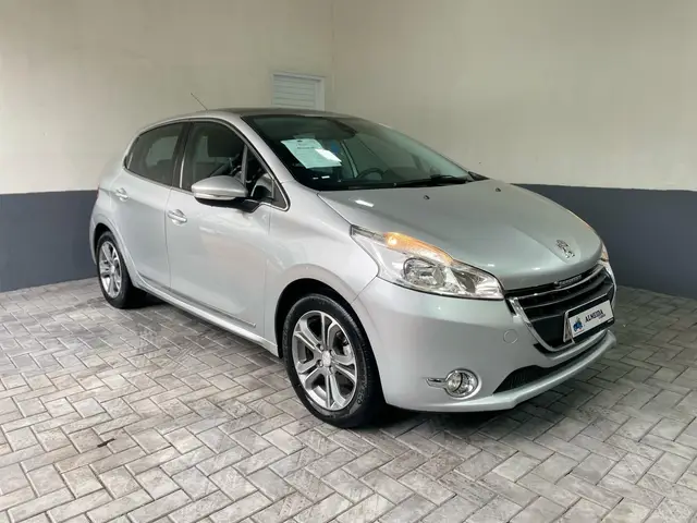 Carro Peugeot 208 2014 Griffe 1.6 16V (Flex) (Aut)