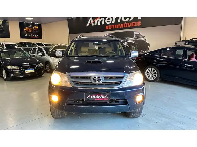 Carro Toyota Hilux SW4 2007 SRV 4x4 3.0 Turbo  (aut)