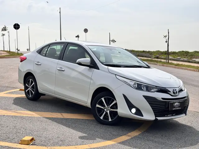 Carro Toyota Yaris Sedan 2019 1.5 XLS CVT (Flex)
