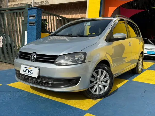 Carro Volkswagen SpaceFox 2012 1.6 8V (Flex)
