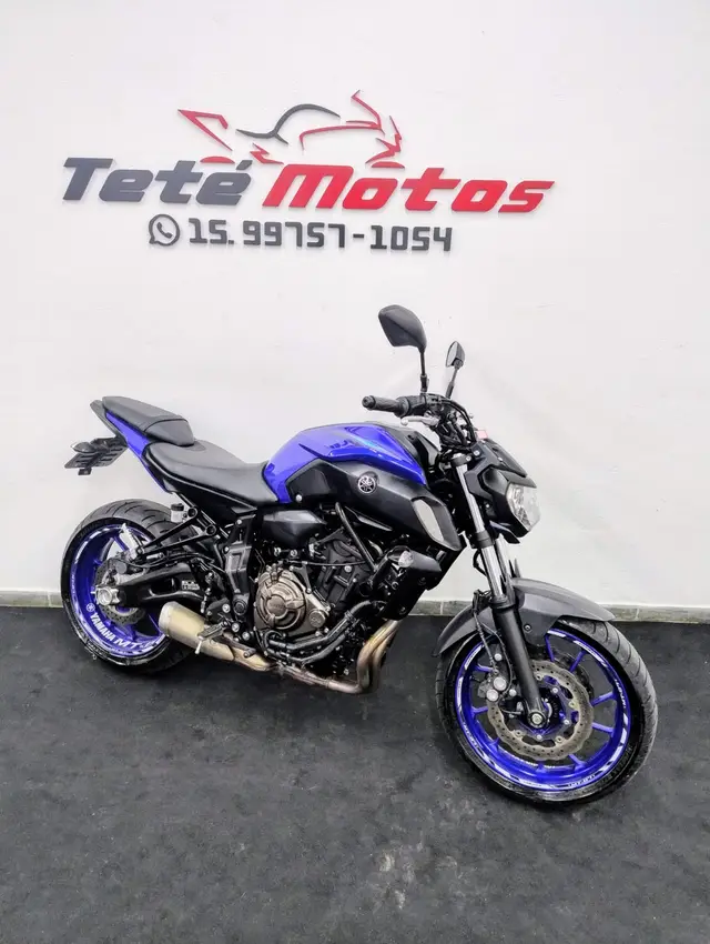 Carro Yamaha MT-07 2024 ABS