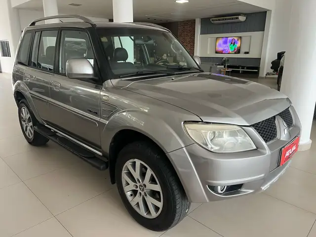 Carro Mitsubishi Pajero TR4 2013 2.0 16V 4X4 (Flex) (Aut)