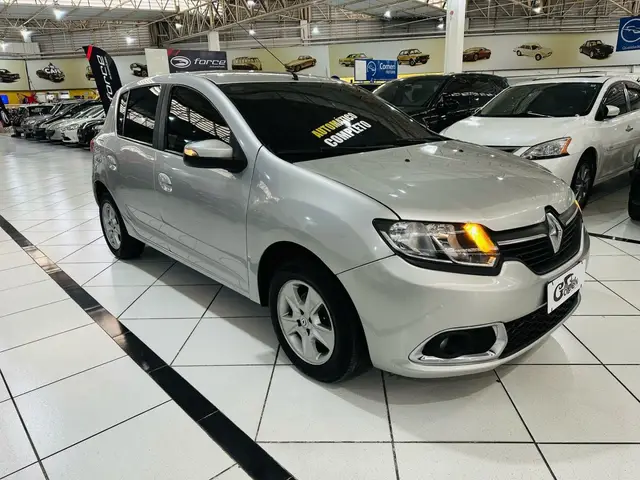 Carro Renault Sandero 2015 Dynamique 1.6 8V