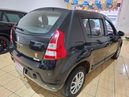 Sandero Authentique 1.0 16V (flex)