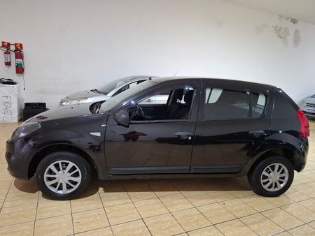Sandero Authentique 1.0 16V (flex)