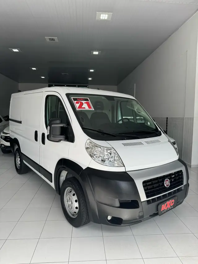 Carro Fiat Ducato 2021 2.3 TDI Cargo Curto