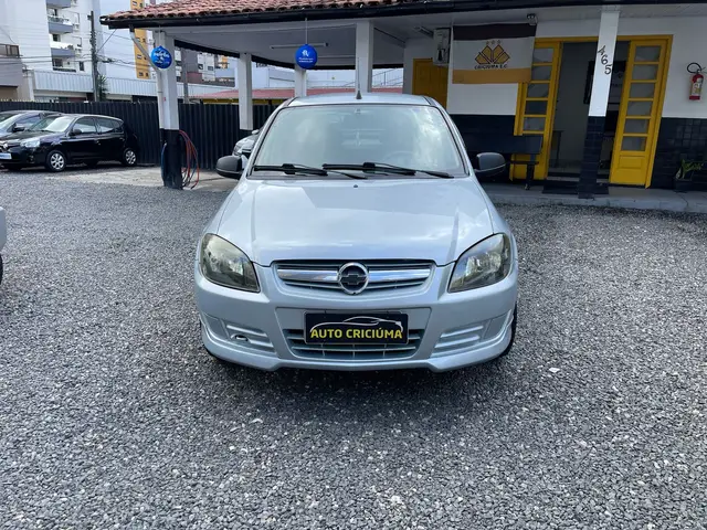 Carro Chevrolet Prisma 2009 Joy 1.4 (Flex)