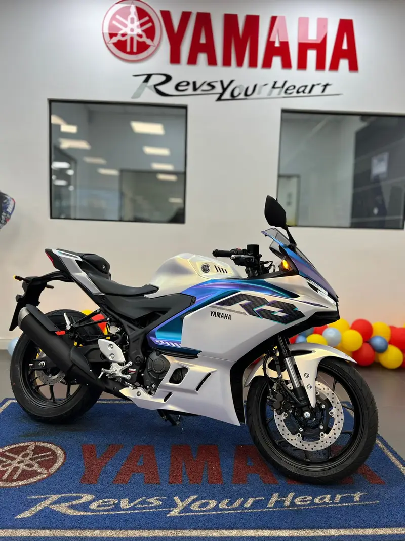 Yamaha YZF R3 ABS