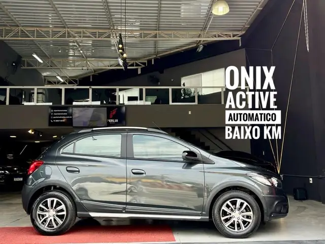 Carro Chevrolet Onix 2018 1.4 Activ SPE/4 (Aut)
