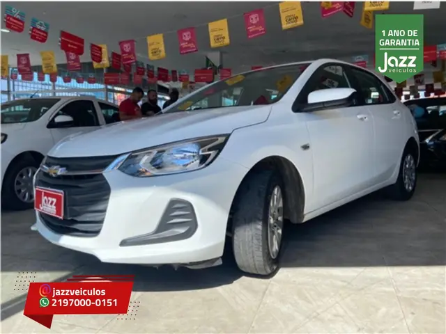 Carro Chevrolet Onix Plus 2020 1.0 LT (Flex)
