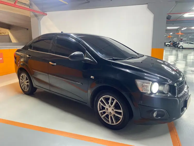 Chevrolet Sonic Sedan LTZ (Aut)