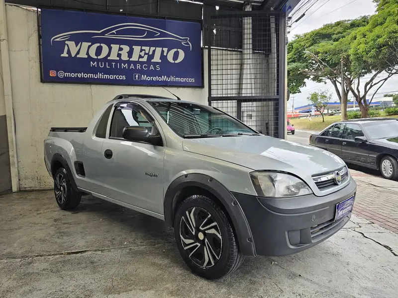 Chevrolet Montana Conquest 1.4 (Flex)