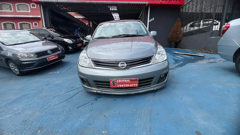 Nissan SL 1.8 (flex)