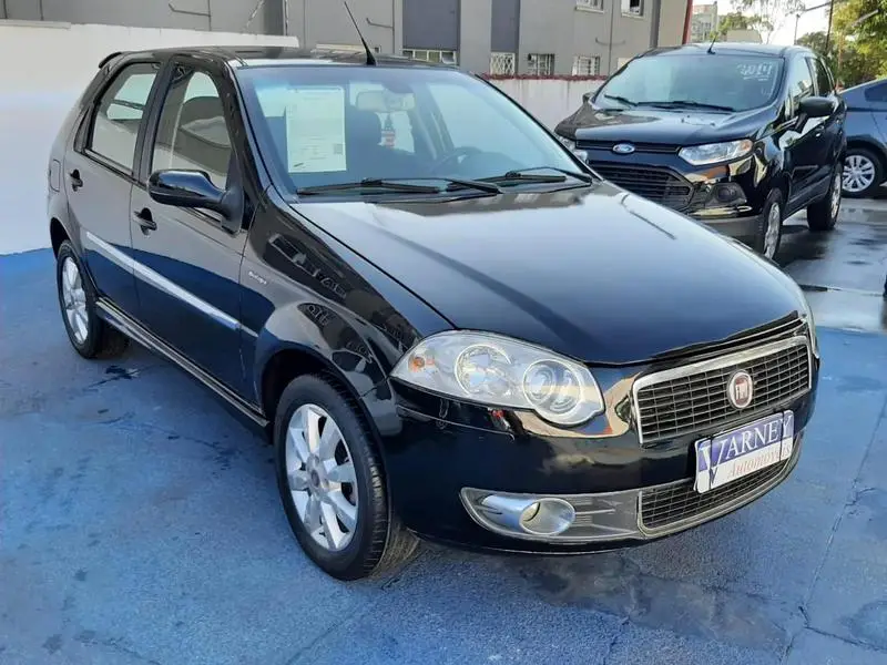 Fiat Palio Essence 1.6 16V (Flex)