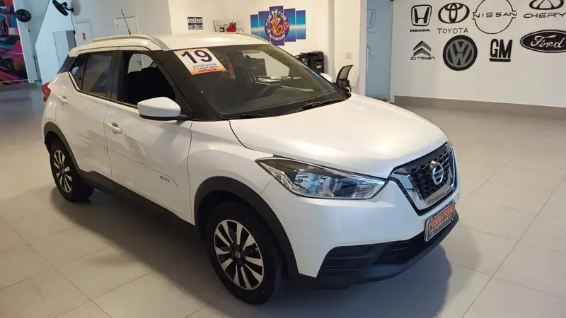 Nissan Kicks 1.6 S (Flex)