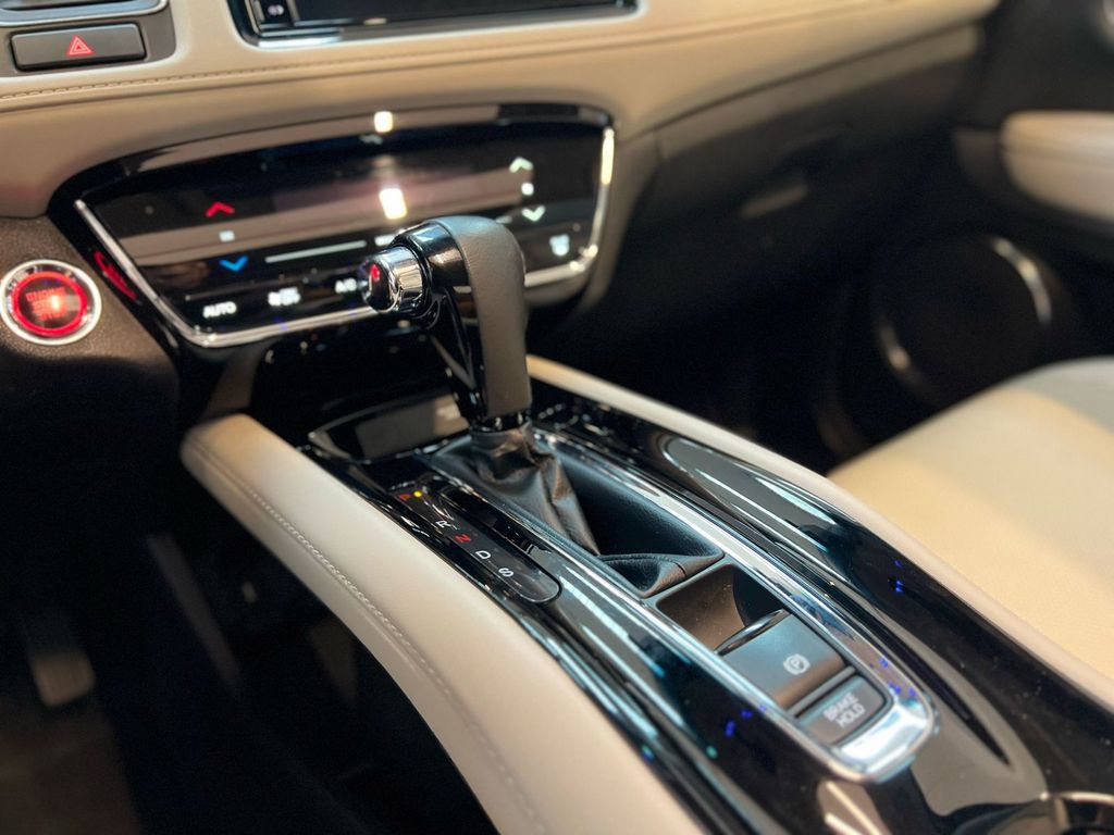 HR-V Touring CVT 1.8 I-VTEC FlexOne
