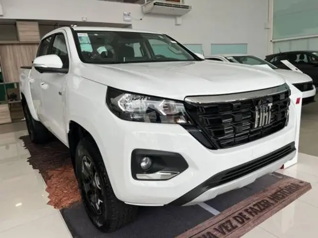 Carro Fiat Titano 2025 Volcano 2.2 Turbodiesel (Aut.)