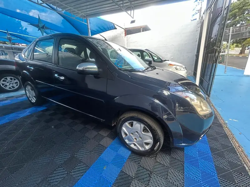 Ford Fiesta Sedan 1.6 (Flex)