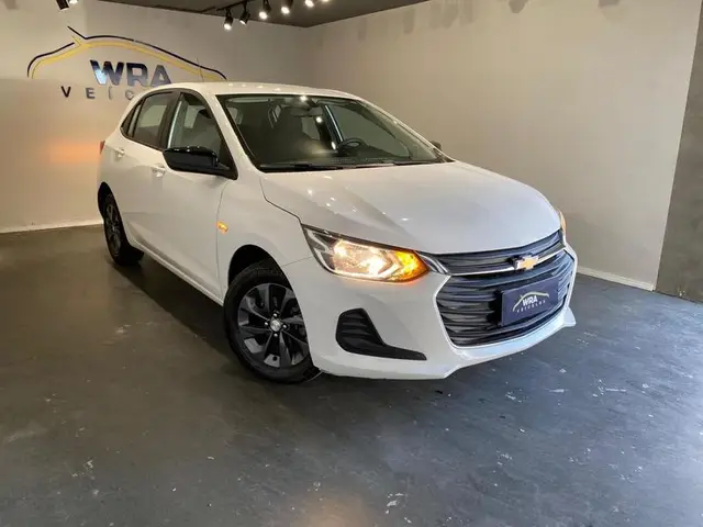 Carro Chevrolet Onix 2023 LT 1.0